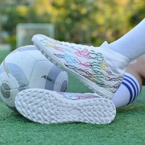 Amerikaanse Voetbalschoenen Hoge Top Heren Voetbal Heren Turflaarzen Mode Jeugd Schoenplaten Antislip Mannelijke Futsal Sneakers Tenis De Futbol Wit