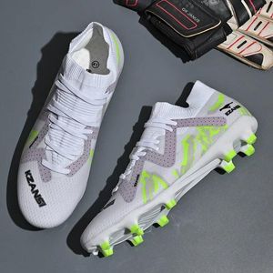 Chaussures de football américain hommes Turf Shoe Designer Sport pour Unisexe Anti Slip Intérieur Soccer Bottes de qualité supérieure