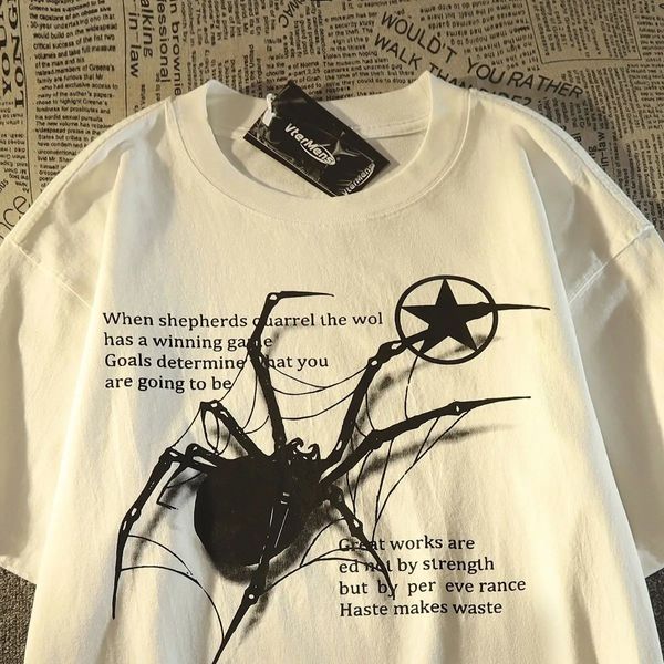 American Retro Street Spider Camiseta gráfica para hombres y mujeres Verano Suelto Estilo universitario Pareja Top de manga corta Y2K 240113