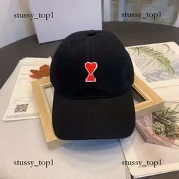 Ami Caps Amis Soft Top Gorra de béisbol para hombres y mujeres Parejas Moda versátil Lengua de pato Deportes Casual Visera para el sol Sombrero de punto para el frío Amis Paris Hat 999