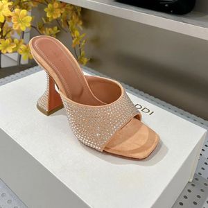 Amina Muaddi Designer Sandalen Helling Heel Slippers 95 mm Crystal Hoge Heels Open tenen Slip-on dia's Lederen buitenzool Sandaal Sandaal voor dia's Dames Luxe schoenen 011