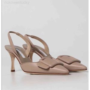 Amina Muaddi Sandalias de tacón Zapatos de mujer de lujo Maysli Slingback Bombas de punta estrecha Detalle de hebilla Lady Sexy Party Wedding Stiletto Tacones altos EU35-43 Caja