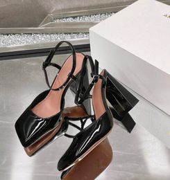 Amina Muaddi sandales à strass charlotte slingback pompe orchidée chaussures habillées cristal incrusté orteils carrés talon épais talons hauts en cuir mariage de mariée pour femmes