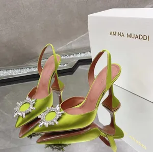 Amina Muaddi Sandals Femmes Digner Sho Fashion 10cm High Heel New Electric Light Fantasy Pointed Drs Shoe Classic Classic Sunflower Water Diamond Party Wedding 12