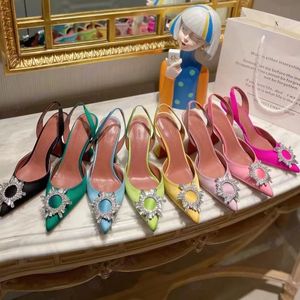 Sandalias de boda de Amina Muaddi zapatos de tacón de 8 cm Diseñador de zapatos Satin Satin Highbow Crystal Hebelled Sandal Sandal Dinter