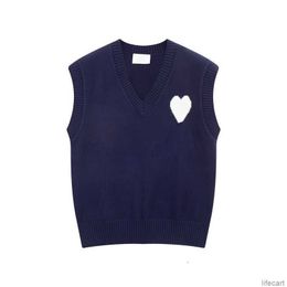 AmiParis Pull Tricot Jumper Gilet Sweat Mode Col V Sans Manches Hiver AM I Paris Big Heart Coeur Love Jacquard Sweatshirts Amisweater AMIs TIKV