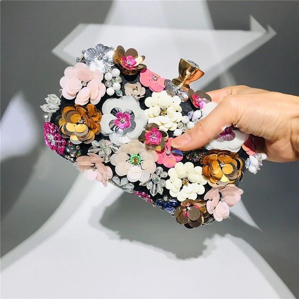Amiqi femmes broderie perles fleur robes complètes cadre en métal fête soirée pochette sac à main portefeuille 240111