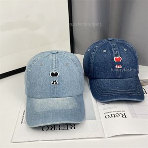 Ami Love Heart Cap Mens Designer Hat Vintage Blue Cowboy Hat Embroderie Baseball CAP WOMENS MAN BEACH CASQUET