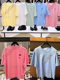 Amis Mens Diseñador de diseñadores Tamisas de verano Tops de moda Tops Luxurys Unisex Style Cotton Camiseta Us Size S-XL