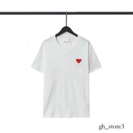 Amis T-shirt Mens Women Designer of Luxury Amis T-shirt Fashion Men S Casual Red Heart Une broderie Back Collar Broide broderie Tshirt Man Vêtements Super Size Code 774