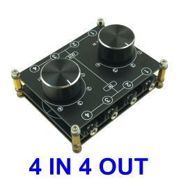 Amplificateur 4 en 4 Out 3,5 mm AUX 1/8 "Câble audio interrupteur stéréo Sélection de signal de signal audio Séplateur Switcher Box 4 façons d'entrée 4 sortie