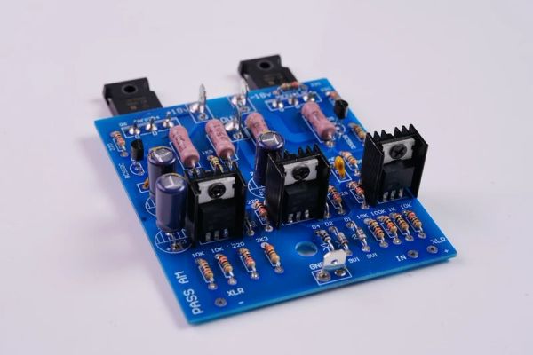 Amplificateur Une paire passe Am 10W Classe A Kit d'amplificateur de puissance avec entrée RCA / Entrée équilibrée