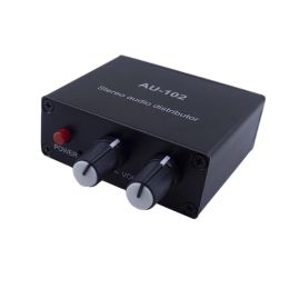 Versterkers AU102 1 Input 2 Uitgang Stereo Muziek Audiosignaal Pre -versterker AMP -hoofdtelefoonversterkingsbord Gain 3,5 mm Volume -besturingstint