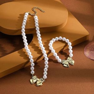 y las nuevas femeninas minimalistas de moda S Pearl Bow Bracelet Instagram Intagram