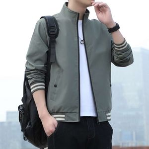 En nieuwe lente herfst Koreaanse editie trendy jeugd casual jas grote staande nek honkbalpak herenjassen stijl