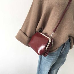 Borsa a tracolla retrò e borsa 2019 Pochette con clip in PU di lusso da donna Mini borsa da donna Borse piccole Borse a tracolla in morbida pelle