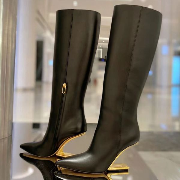 y moda de invierno para mujer Tacones altos puntiagudos Botas altas con cremallera Botas de montar hasta la rodilla Tacón tallado en metal dorado Moda de lujo Zapatos de marca de diseñador elegantes Zapatos de fábrica