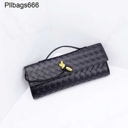 Andiamo Clutch Sac Bottegvenets Handbags B Dîner de famille Geatine En cuir de luxe Brand de luxe pour femmes High End Hands Sac à main pour les femmes