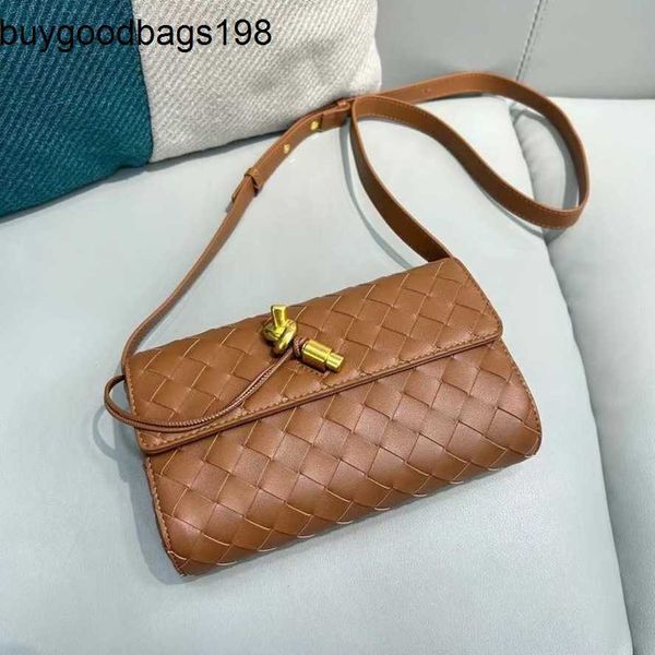 Sac d'embrayage ANDIAMO Bottegvenetas sacs à main en cuir authentique pour petits sacs nouveaux sacs à main haut de gamme Showy Woven Crossbody Square Phone Mobile Phone Women RJ I7