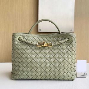 Andiamo Designer Tote B Famille 8 ligne Buckle Cuir Original 2024 Nouveau Sac à bandoulière Portable Singles