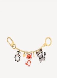 Animal de haute qualité lettre porte-clés renard pingouin porte-clés porte-clés boucle en or hommes femmes sacs voiture sac à main pendentif couple mignon acce8705763