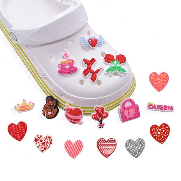 Anime Girl Valentin Fay Charms Wholesale Enfance Memories Funny Gift Cartoon Charmes Accessoires de chaussures PVC Décoration Boucle Soft Rubber Clog Charmes