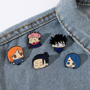 Anime jujutsu kaisen email pin schattige anime films spellen harde emailpennen verzamelen metalen cartoon broche rugzak hoed tas revers badges