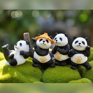 Anime Manga Relaksujce ycie maa Panda GK Fitness zwierzce pandy w kapeluszu Model gara zestawy zabawki z PVC dla chopcw dekoracja stou 240319