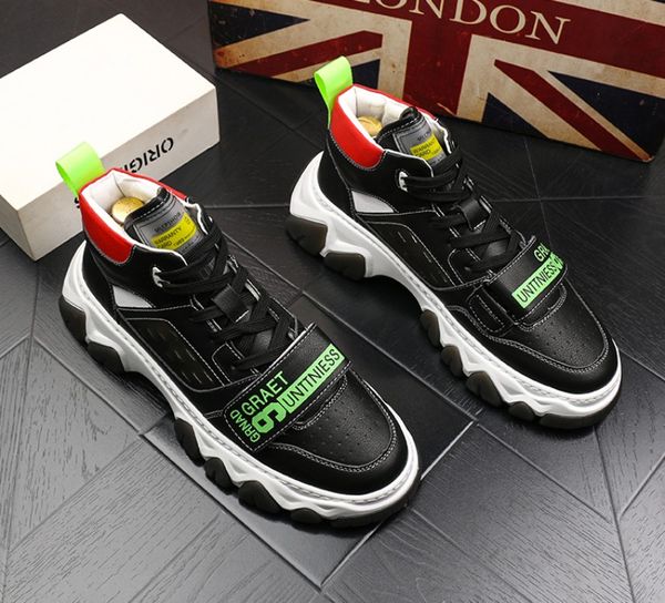 Tobillo 2021 Top Boots Edition Zapatos de cuero italiano para hombres, decoración de cadena Contraste Color Diseño de zapatillas de zapatillas de alto contenido B44 666 High-