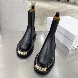 Boots de tobillo Martin Bootie Zapatos Factory Calzado de fábrica Black Elasticated Platform Cuero con diseñadores de lujo de servicio pesado para mujeres con muesca para mujeres