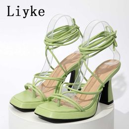 Enkel nieuwe Liyke 2022 platform Cross Sandals riem vrouwen knijpen smal band veterhoge hakken dames feestjurk schoenen paars t221209 341