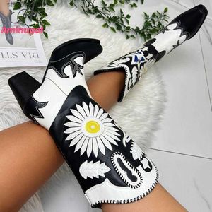 Ankle Pu Leather 2024 Cowboy Floral Aminugal Boots Brand New Broidy Talèled Women Chaussures Cowgirls Western Botties Big Taille 43 T230824 516