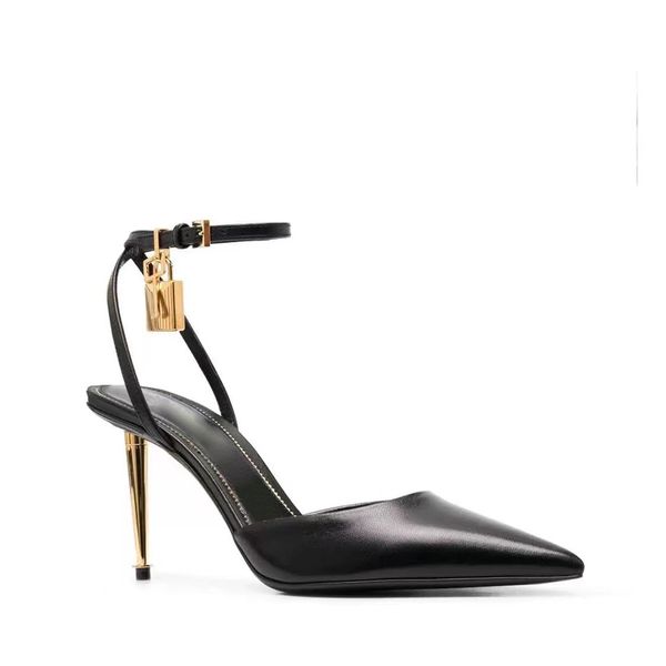 Sangle de la cheville Poigure Gladiator Sandales Pumps Calcaches Pendante en cuir extérieur Soletto Vobus Chaussures Designers de luxe pour femmes chaussures de soirée 35-42 avec boîte