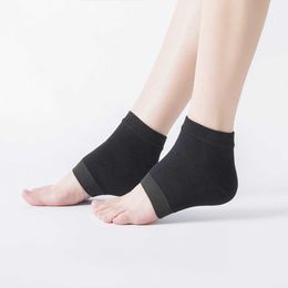 Soutien de la cheville 1 paire de chaussettes en gel de spa hydratant au talon protecteur de la peau dure pour prévenir les outils de soins des pieds secs P230523
