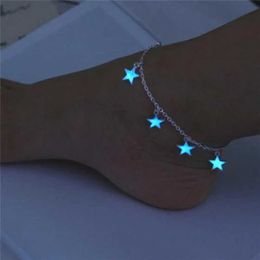 Chevilles 1 morceau de style lumineux de style femme de plage bleu cinq points étoiles bracelet à la cheville bracelet étoile lumineuse bracelet femme bijoux bijoux de cheville d240517