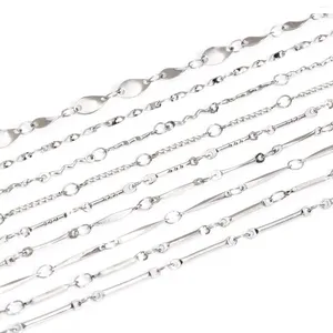 Bracelets de cheville 1pc Simple 304 chaîne torsadée en acier inoxydable bracelet de cheville couleur argent bracelet à breloques géométriques pour les femmes été sur pied bijoux