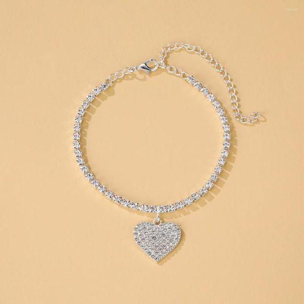 Bracelets de cheville femmes en forme de coeur strass cheville filles Banquet mode conception Simple bijoux en cristal Portable décoration cadeau d'anniversaire