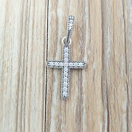 925 cuentas de plata esterlina colgante de cruz clásico Clear Cz Charms se adapta al collar de pulseras de joyería de estilo Pandora europeo 397571CZ AnnaJewel