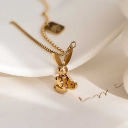 Collier pendentif de luxe 2023 bijoux de mode femmes collier en or famille ami cadeau bijoux en gros
