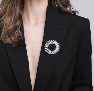 Ant Angel Fashion Round Zirkon broche pins sieraden voor vrouwen luxe prachtige broches jaar geschenken met accessoires9235889