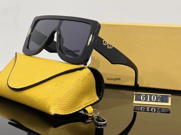 Luxury Oversize Square Designer Lunettes de soleil Femmes Lunettes de soleil Rivet Shield Lens Femme Shades Grand masque Eyewear Voyage