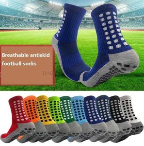 Chaussettes de football anti-dérapantes Hommes Femmes Sports de plein air Grip Chaussettes de football Basketball Tennis long genou Bas Grips Cyclisme Chaussette d'équitation en gros