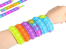 Antistressarmband voor kinderen en volwassenen Onderdeel gunst Stressverlichting Zintuiglijk speelgoed Push Bubbles s9686213