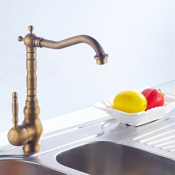 Grifos de cocina de latón antiguo 360 Giratorio Cobre Lavabo Fregadero Mezclador Grifo Grúa Grifo de agua fría caliente Grúa giratoria T200424