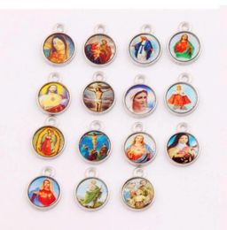 Médailles d'église religieuse catholique antique Catholique Spaceur Charme Perles Pendants PENDANTS ALLIAGE BIELS MAIN MAINT