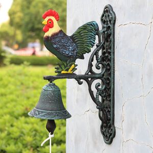 Antieke gietijzeren handgeschilderde haan motief deurbel home decor welkom diner bell windjime kip muur mount hangende deur veranda decoraties land vintage