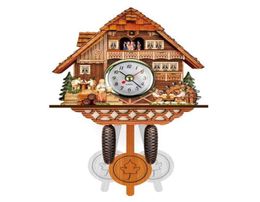 Antiguo Wood Cuckoo Wall Reloj Bird Time Bell Alarma Reloj Decoración del hogar H09229753468