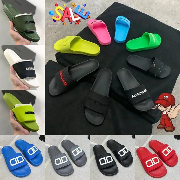 Sandalias de diseño antideslizantes Zapatillas para hombre Zapatillas para mujer Zapatos negros Logotipo estéreo de lujo Sandalias de verano Zapatillas de playa Pisos Tamaño EUR 36-45