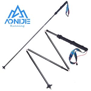 Aonijie E4204 Lichtgewicht opvouwbare trekkingpalen Koolstofvezel Walking stick Drawring Fixed voor wandelen Running Mountaineering 240428