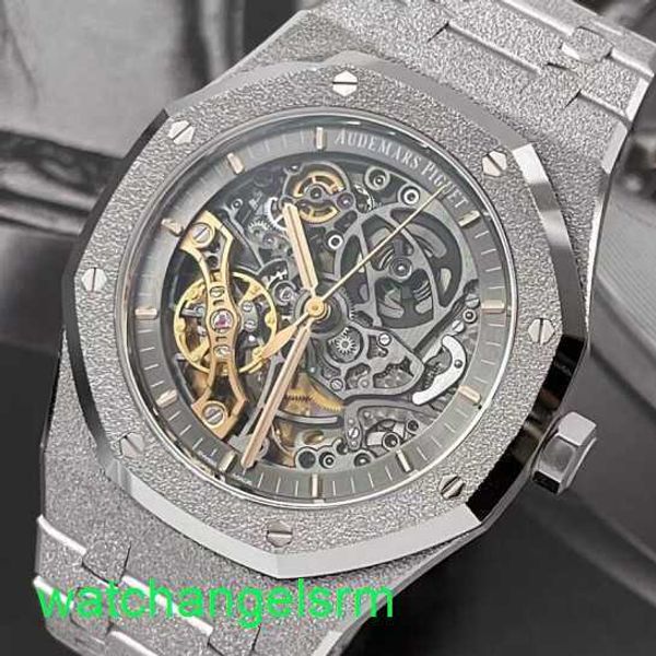 AP Crystal Wrist Watch Royal Oak Series 15407BC Platinum Frost Gold Hollow Mens Fashion Leisure Business Sports Double pendule Mécanique